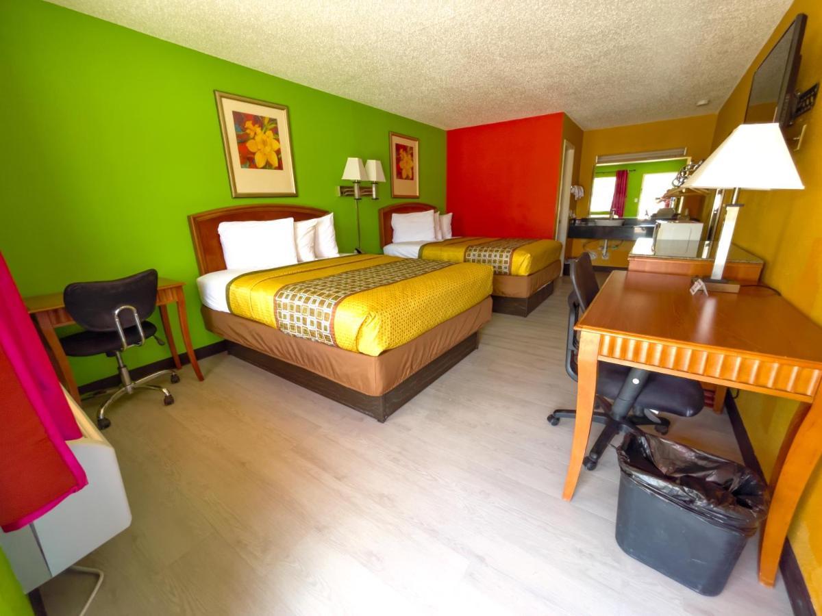 Morning Star Inn Anson المظهر الخارجي الصورة